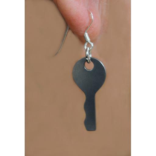 key earrings5.jpg