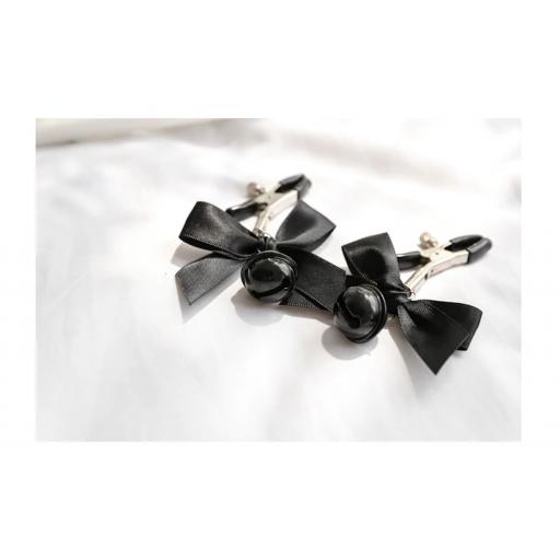 Black Bow nipple clamp (5).jpg