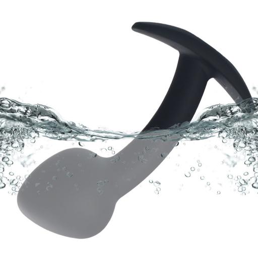 soft touch ergonomic butt plug (1).jpg