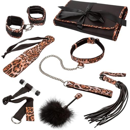 Adventure set, by Unleashed