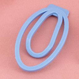 plastic fufu clip blue.jpg